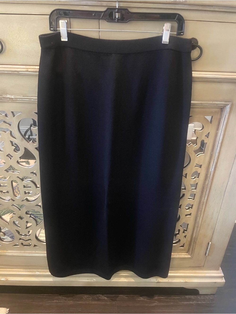 St John Classic Black Knit Pencil Skirt - Women's